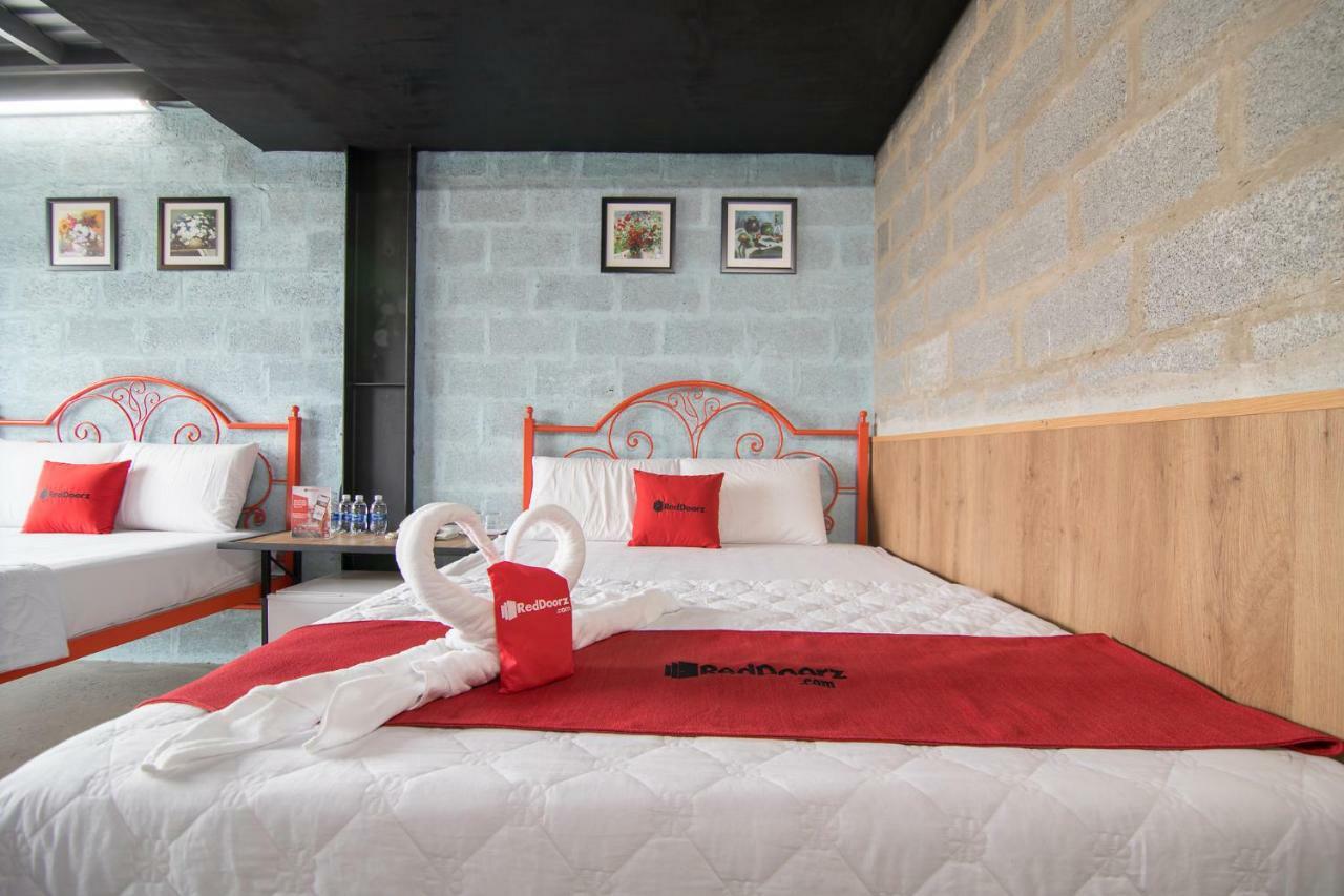 Reddoorz Plus @ Ung Van Khiem Street Cidade de Ho Chi Minh Exterior foto